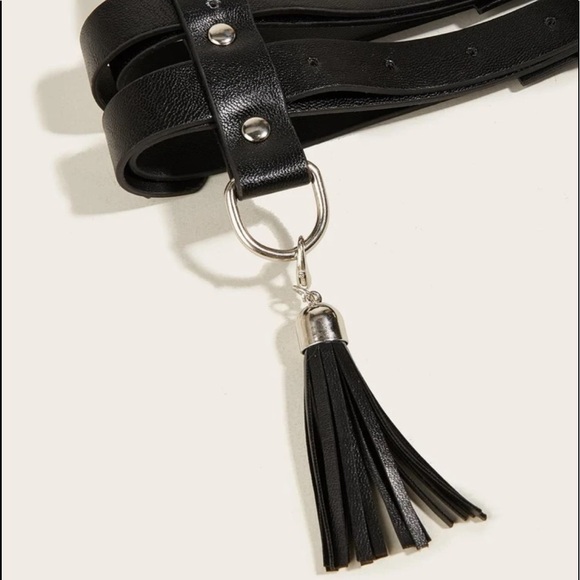 PU Leather Tassel Suspender Belt - Picture 4 of 5
